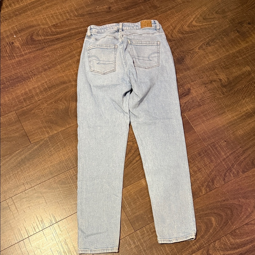 American Eagle Outfitters Light Wash Straight Leg Jeans - Picture 3 of 5